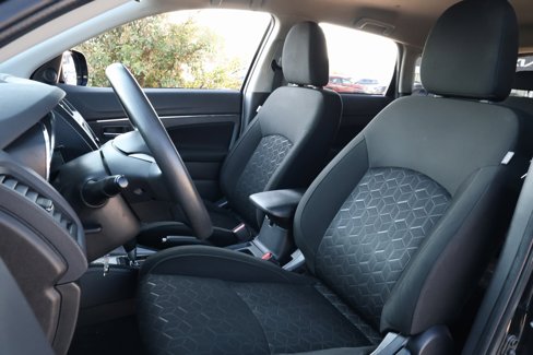 Used 2023 Mitsubishi Outlander Sport ES image 28