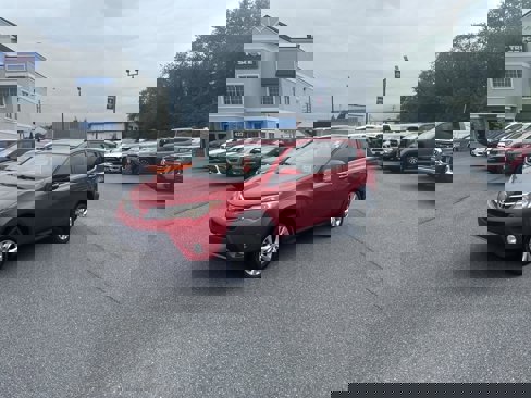 Used 2015 Toyota RAV4 Limited image 2