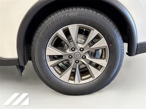 Used 2018 Nissan Murano SV image 31