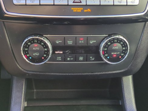 Used 2018 Mercedes-Benz GLS 550 4MATIC image 25