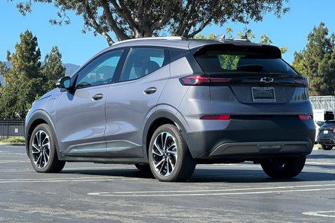 Certified 2022 Chevrolet Bolt EUV Premier w/ Sun & Sound Package image 8