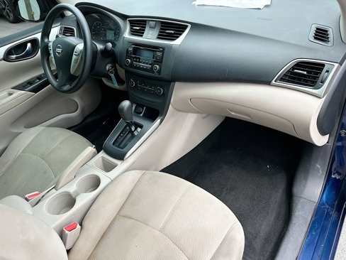 Used 2016 Nissan Sentra S image 25