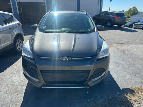 Used 2015 Ford Escape SE w/ Equipment Group 201A image 2