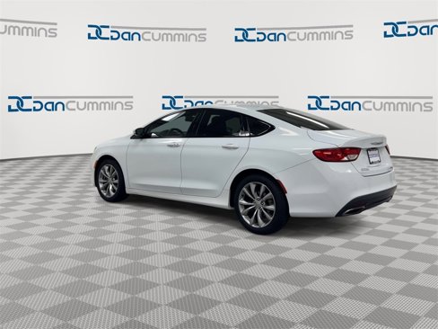 Used 2016 Chrysler 200 S image 6