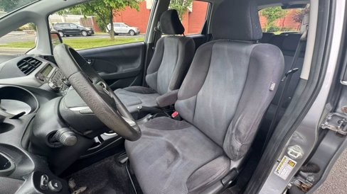 Used 2010 Honda Fit Sport image 12
