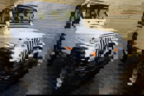 Used 1992 Jeep Wrangler S image 2