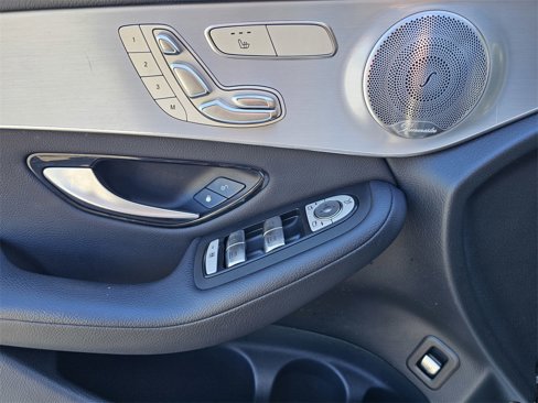 Used 2019 Mercedes-Benz GLC 300 image 17