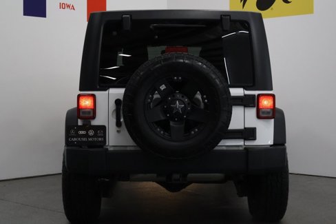 Used 2013 Jeep Wrangler Unlimited Sport image 11