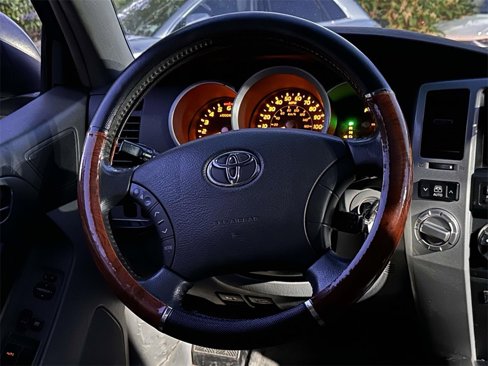 Used 2006 Toyota 4Runner SR5 image 17