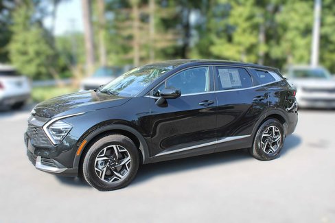 Certified 2024 Kia Sportage LX image 4