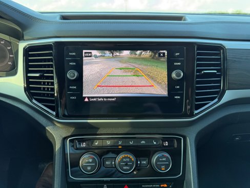 Used 2022 Volkswagen Atlas SE image 15