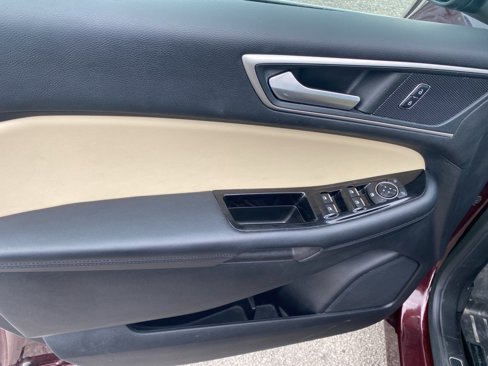 Used 2018 Ford Edge SEL w/ Equipment Group 201A image 17