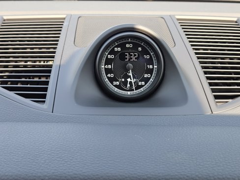 Certified 2025 Porsche Macan image 25