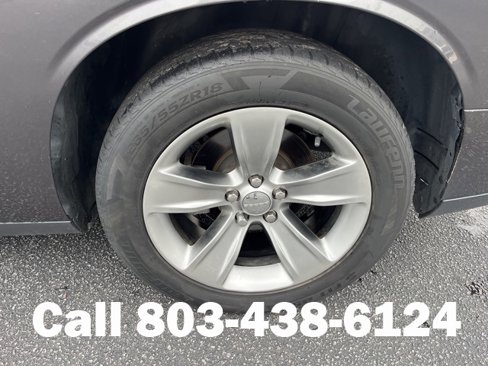 Used 2015 Dodge Challenger SXT image 26