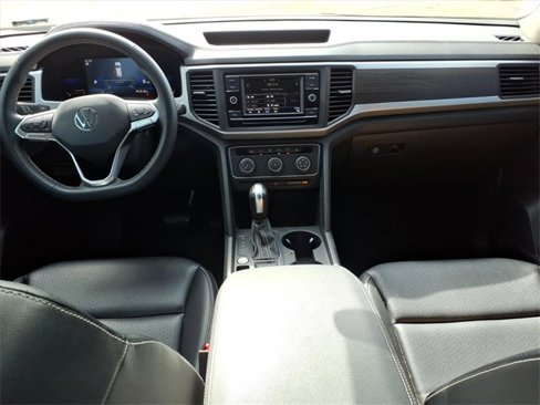 Used 2022 Volkswagen Atlas SE image 12