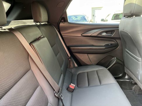 Certified 2022 Chevrolet TrailBlazer RS w/ Sun and Liftgate Package image 25
