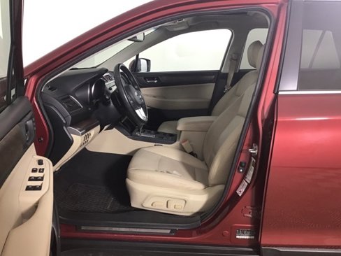 Used 2015 Subaru Outback 2.5i Limited image 9