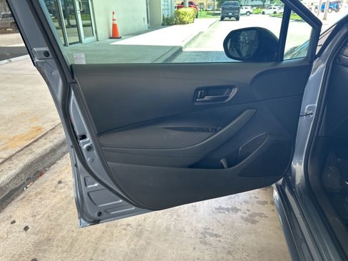 Used 2024 Toyota Corolla LE image 29