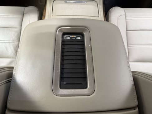 Used 2016 GMC Yukon XL Denali w/ Open Road Package image 29