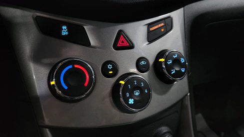 Used 2016 Chevrolet Trax LT w/ LT Convenience Package image 29