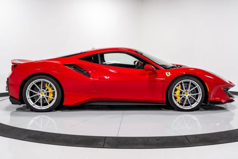 Used 2020 Ferrari 488 Pista Coupe image 2