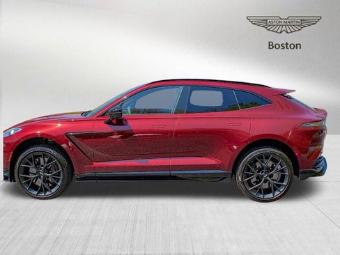 Used 2025 Aston Martin DBX 707 image 3
