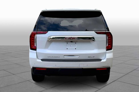 Used 2021 GMC Yukon XL SLT w/ SLT Premium Package image 4