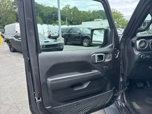 Certified 2021 Jeep Wrangler Unlimited Sahara image 38
