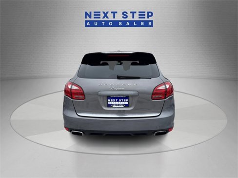 Used 2011 Porsche Cayenne image 7