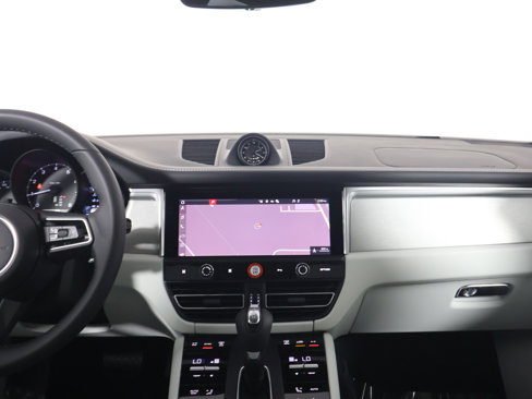 New 2025 Porsche Macan image 19