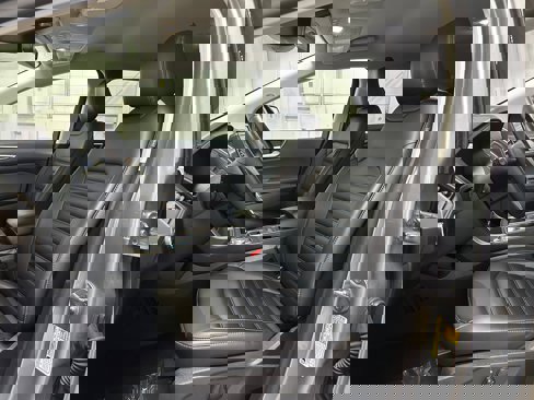 Certified 2024 Ford Edge SEL image 8