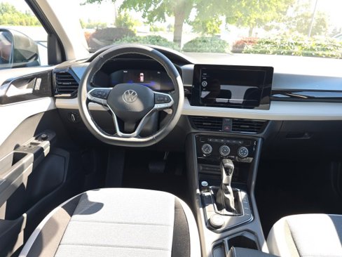 New 2025 Volkswagen Taos S image 20