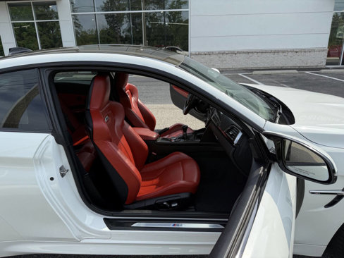 Used 2016 BMW M4 Coupe image 15