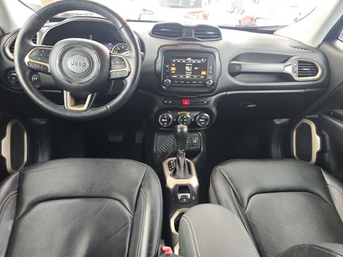 Used 2017 Jeep Renegade Limited image 16