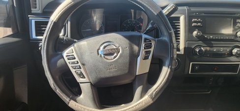 Used 2018 Nissan Titan S w/ S Utility Package image 18