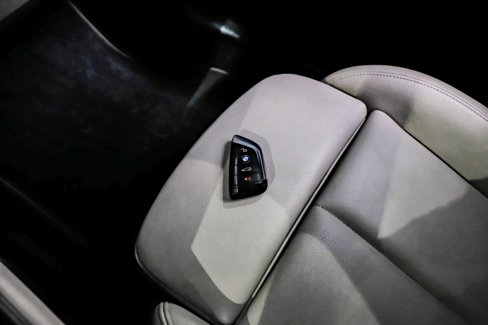 Used 2018 BMW X2 sDrive28i image 53