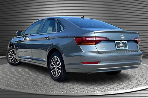 Used 2019 Volkswagen Jetta image 4