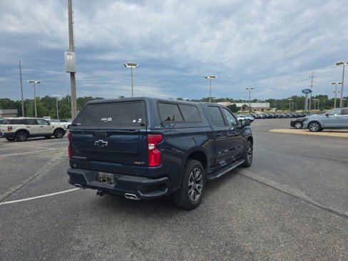 Used 2021 Chevrolet Silverado 1500 RST w/ Convenience Package II image 3