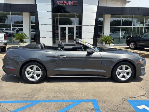 Used 2018 Ford Mustang Premium image 16