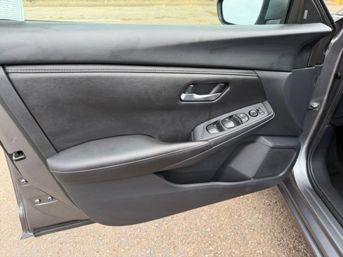 Used 2024 Nissan Sentra SV image 20