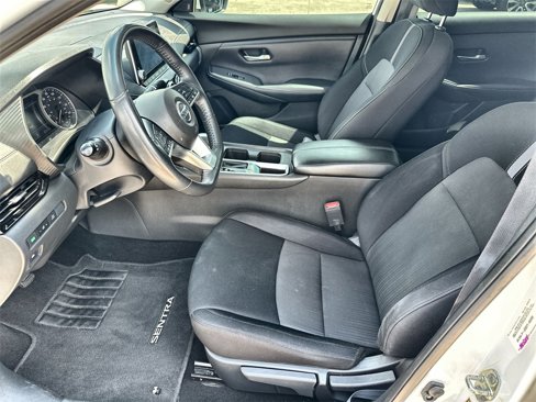 Used 2022 Nissan Sentra SV image 24