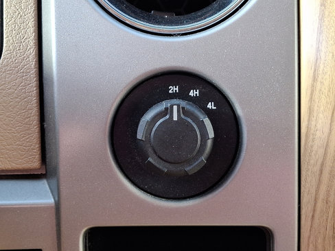 Used 2011 Ford F150 Lariat w/ Lariat Chrome Pkg image 25