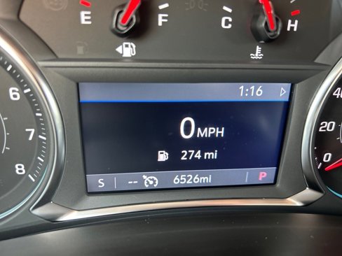 Used 2024 Chevrolet Equinox RS w/ RS Leather Package image 28