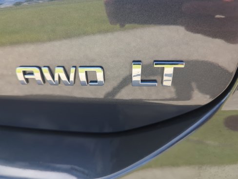 Used 2020 Chevrolet Equinox LT image 11