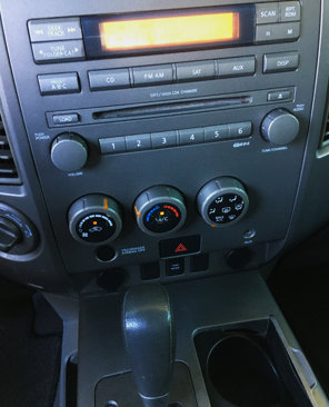 Used 2006 Nissan Titan SE image 24