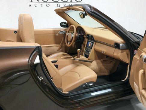 Used 2008 Porsche 911 Cabriolet image 36