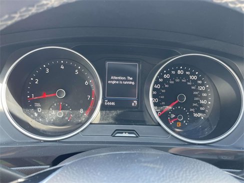 Used 2021 Volkswagen Tiguan SE image 18