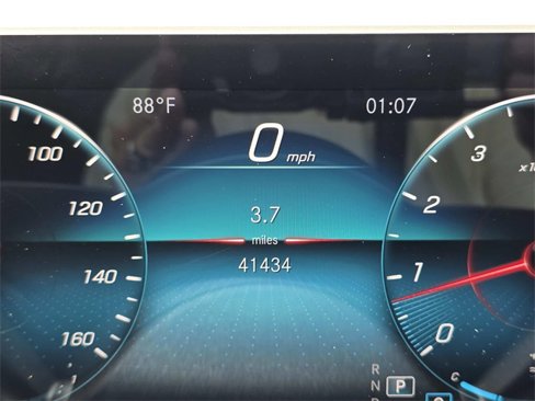 Certified 2021 Mercedes-Benz GLB 250 w/ Premium Package image 18