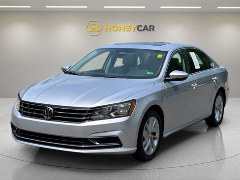 Used 2018 Volkswagen Passat 2.0T SE image 31