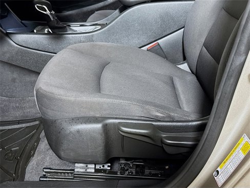 Used 2022 Chevrolet Malibu LS w/ LPO, Convenience Package 2 image 16
